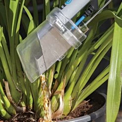 Fertil Five Adjustable Granular Applicator With 5 Liter Tank Capacity -Garden-green plant growth care fer5 dispensing